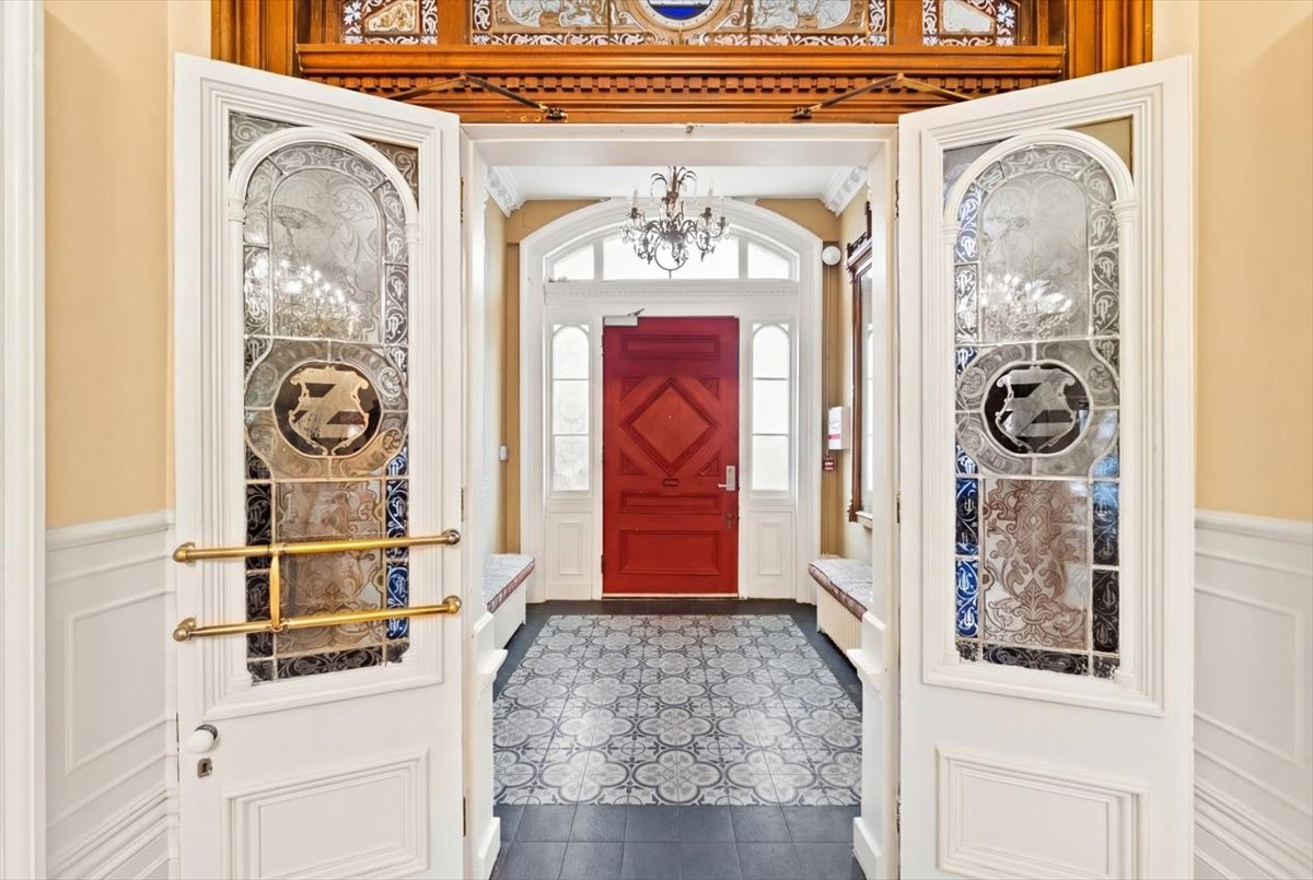 The main entrance at Rodman Hall
